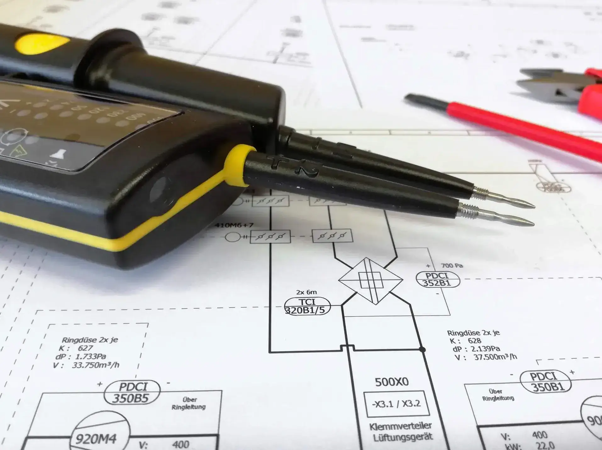 Get your EICR certificate Greenwich in Greenwich