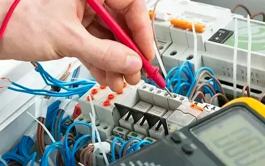 Professional electrician in Greenwich